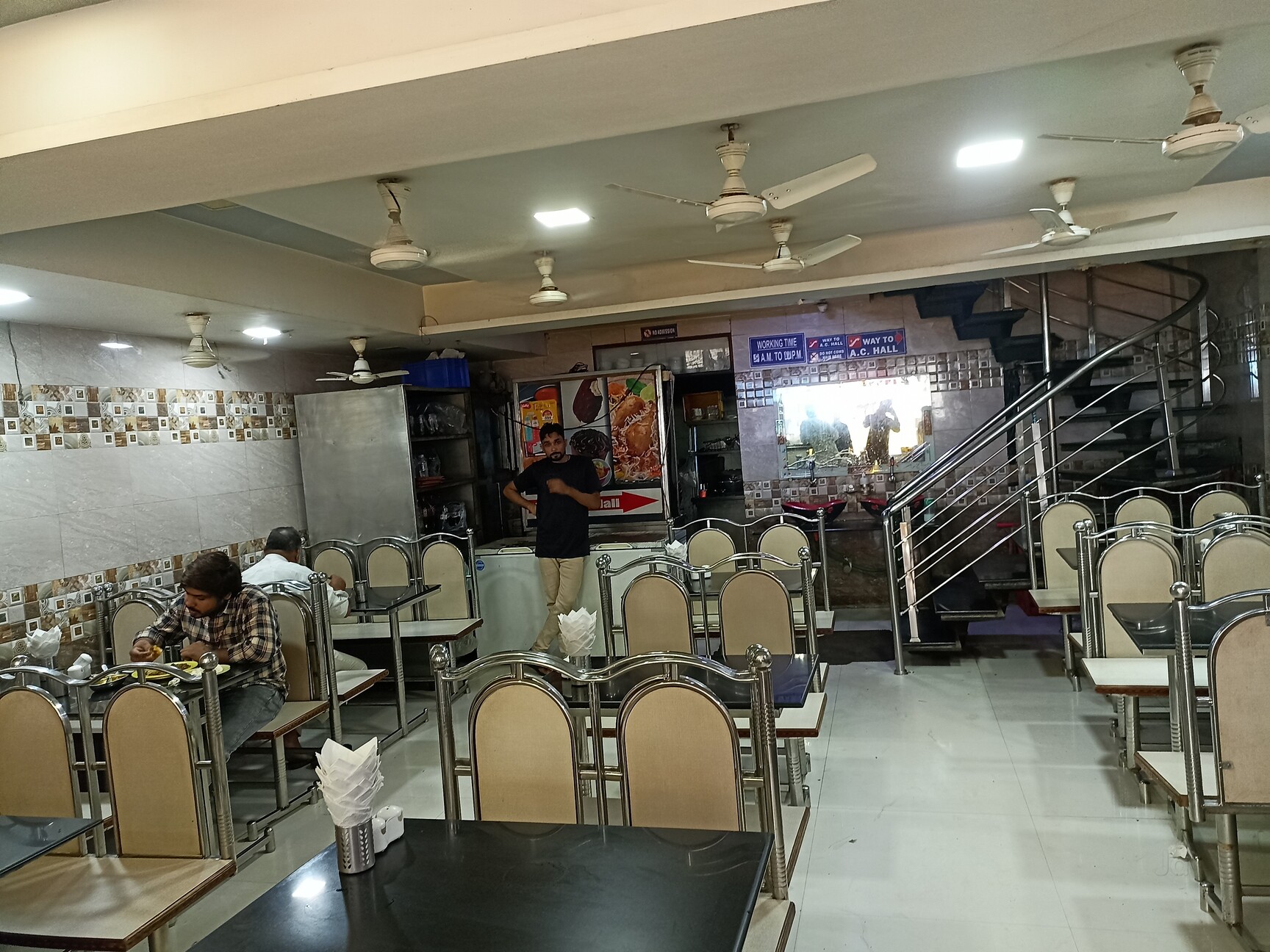 vape vs disposable vape SIGDI, Vapi - Restaurant Reviews, Photos & Phone Number main image 0